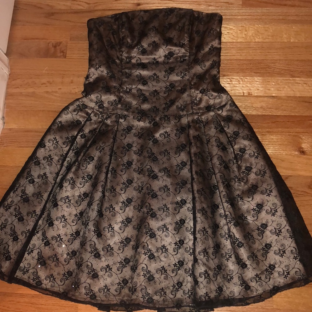 Jessica Mcclintock formal tube dress